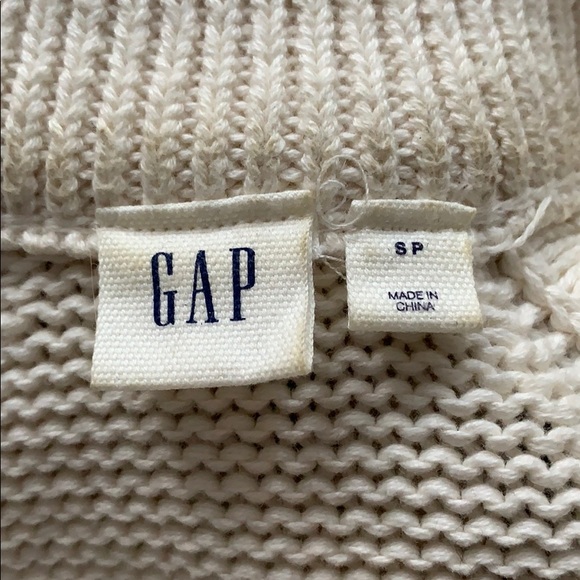 Gap Sweater/Cardigan - Picture 9 of 10